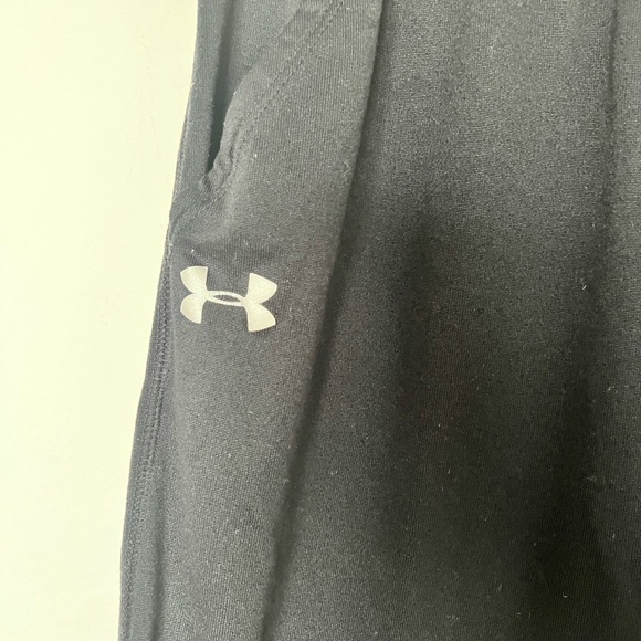 Under Armour women’s ankle pants - Picture 2 of 3